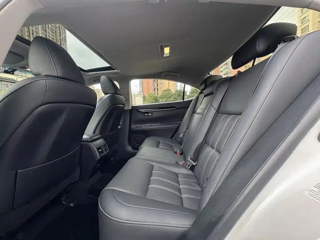 Lexus ES 2015 200 Elite Edition — миниатюра 6