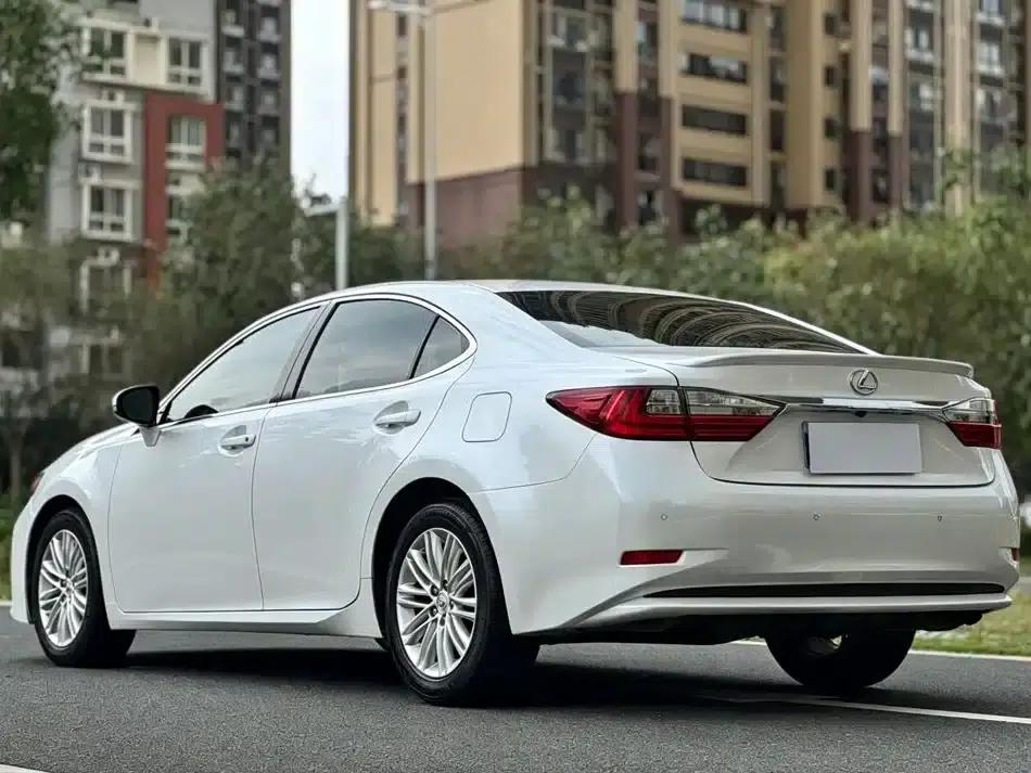 Lexus ES 2015 200 Elite Edition — миниатюра 7