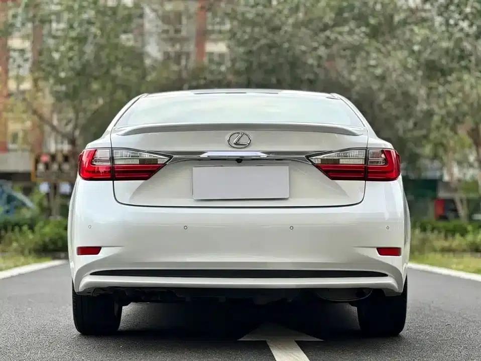 Lexus ES 2015 200 Elite Edition — миниатюра 9