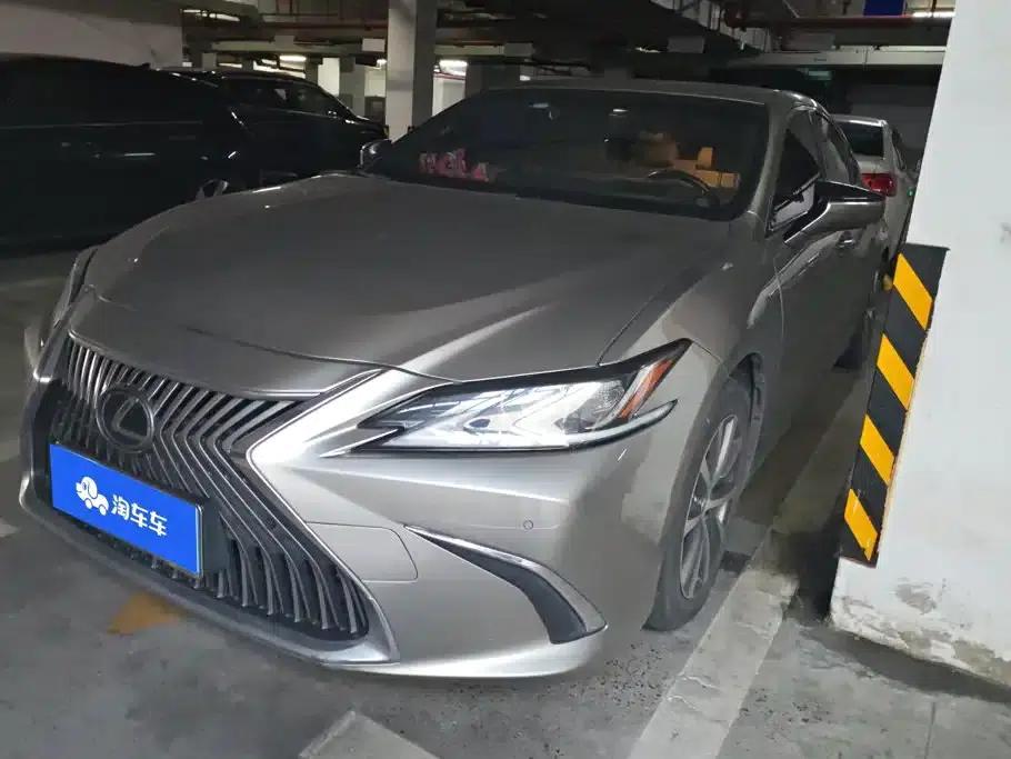 Lexus ES 2020 200 Excellence Edition — миниатюра 1