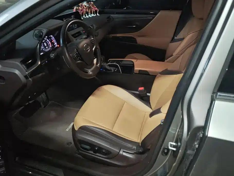 Lexus ES 2020 200 Excellence Edition — миниатюра 9