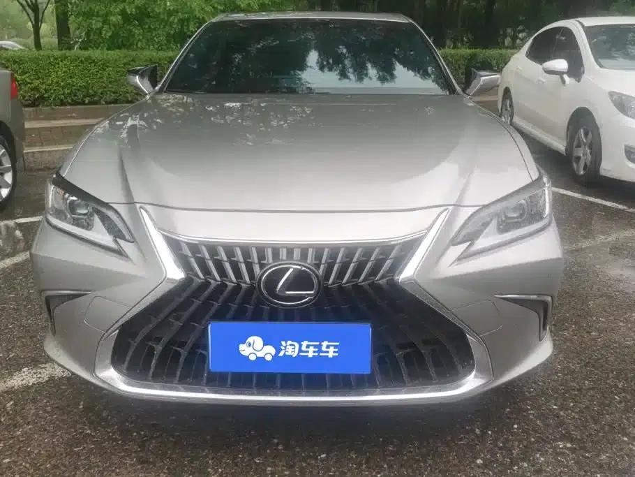 Lexus ES 2022 200 Premium Edition — миниатюра 2