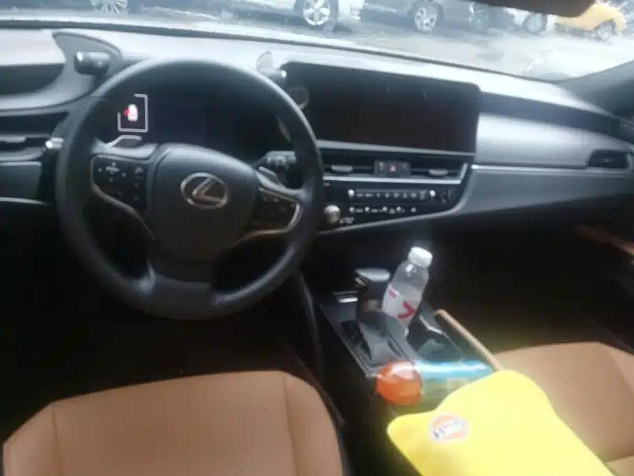 Lexus ES 2022 200 Premium Edition — миниатюра 12