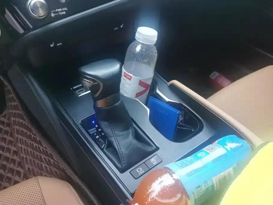 Lexus ES 2022 200 Premium Edition — миниатюра 16