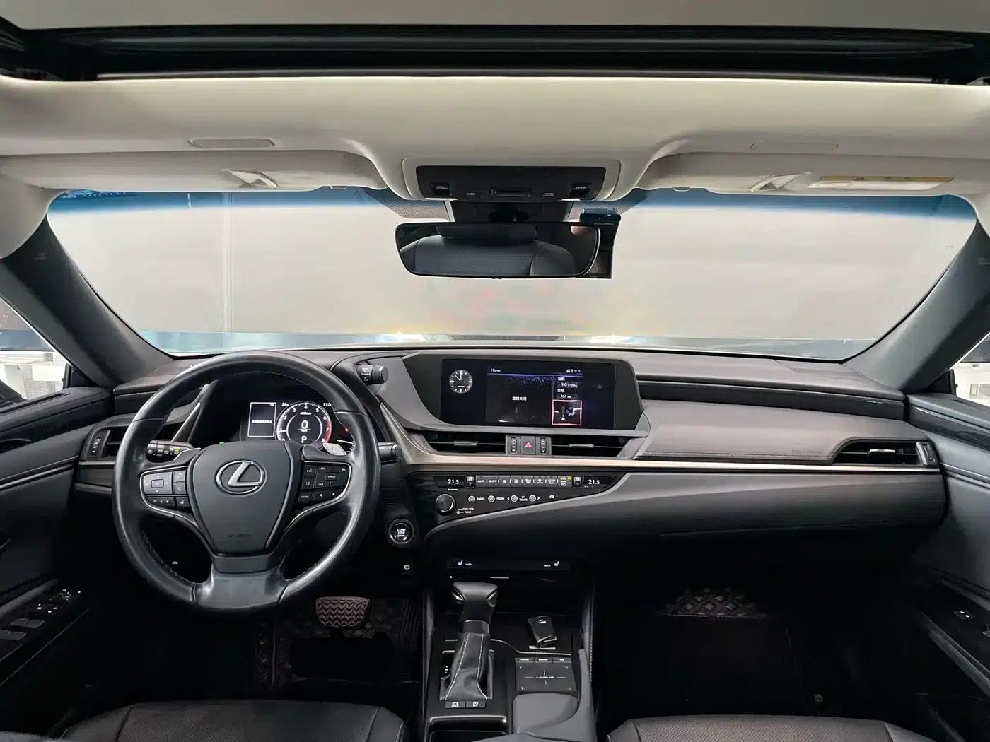 Lexus ES 2020 200 Excellence Edition — миниатюра 13
