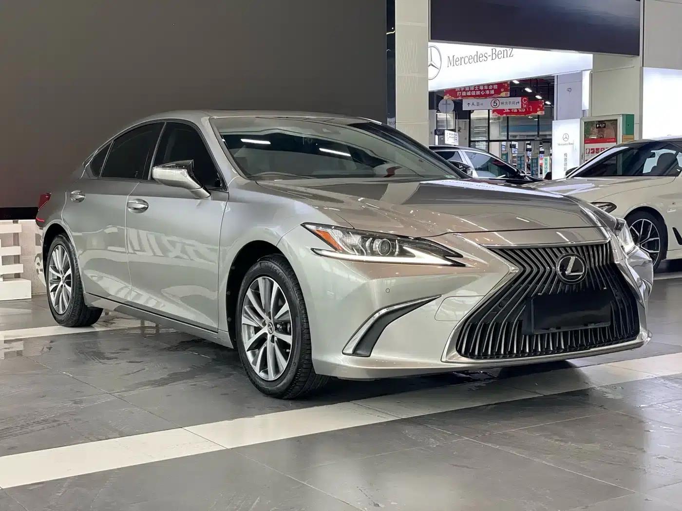 Lexus ES 2020 200 Excellence Edition — миниатюра 3