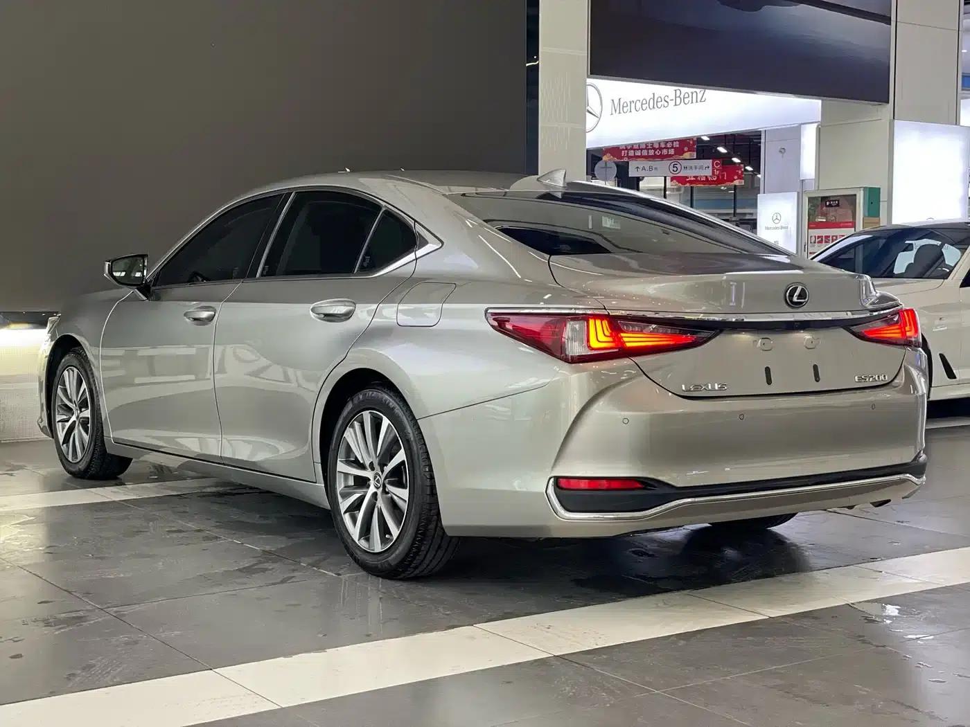 Lexus ES 2020 200 Excellence Edition — миниатюра 6