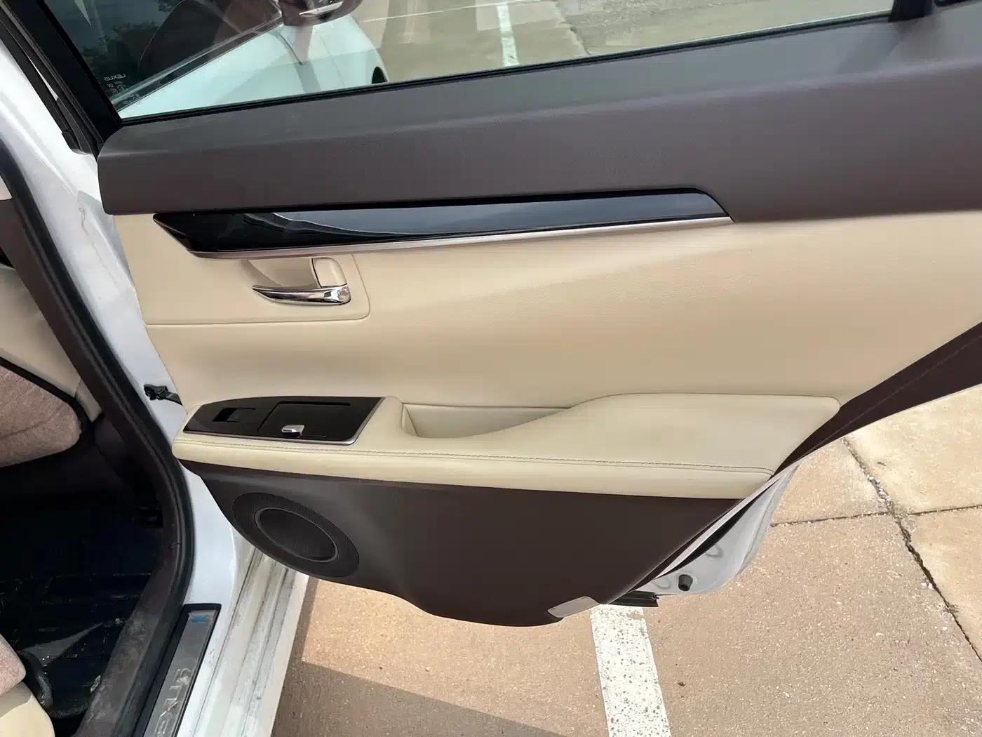 Lexus ES 2015 200 Comfort Edition — миниатюра 22