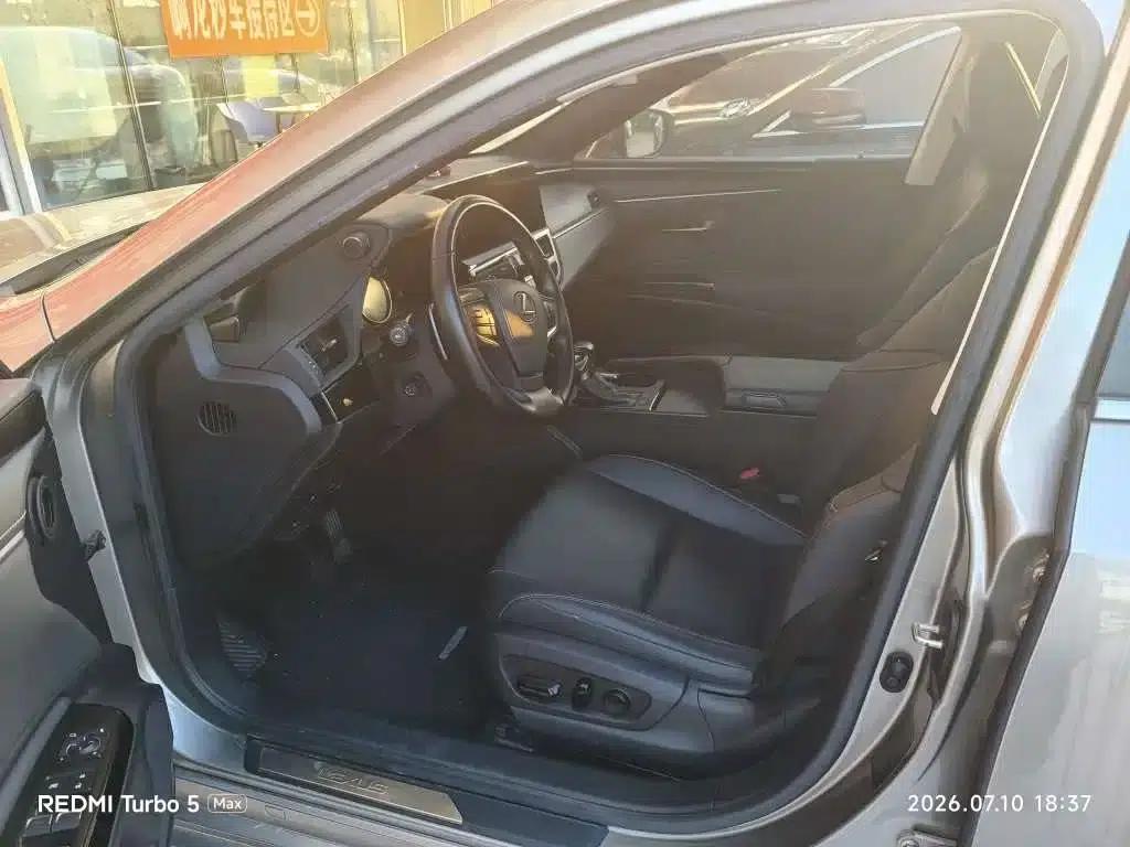 Lexus ES 2022 200 Premium Edition — миниатюра 6