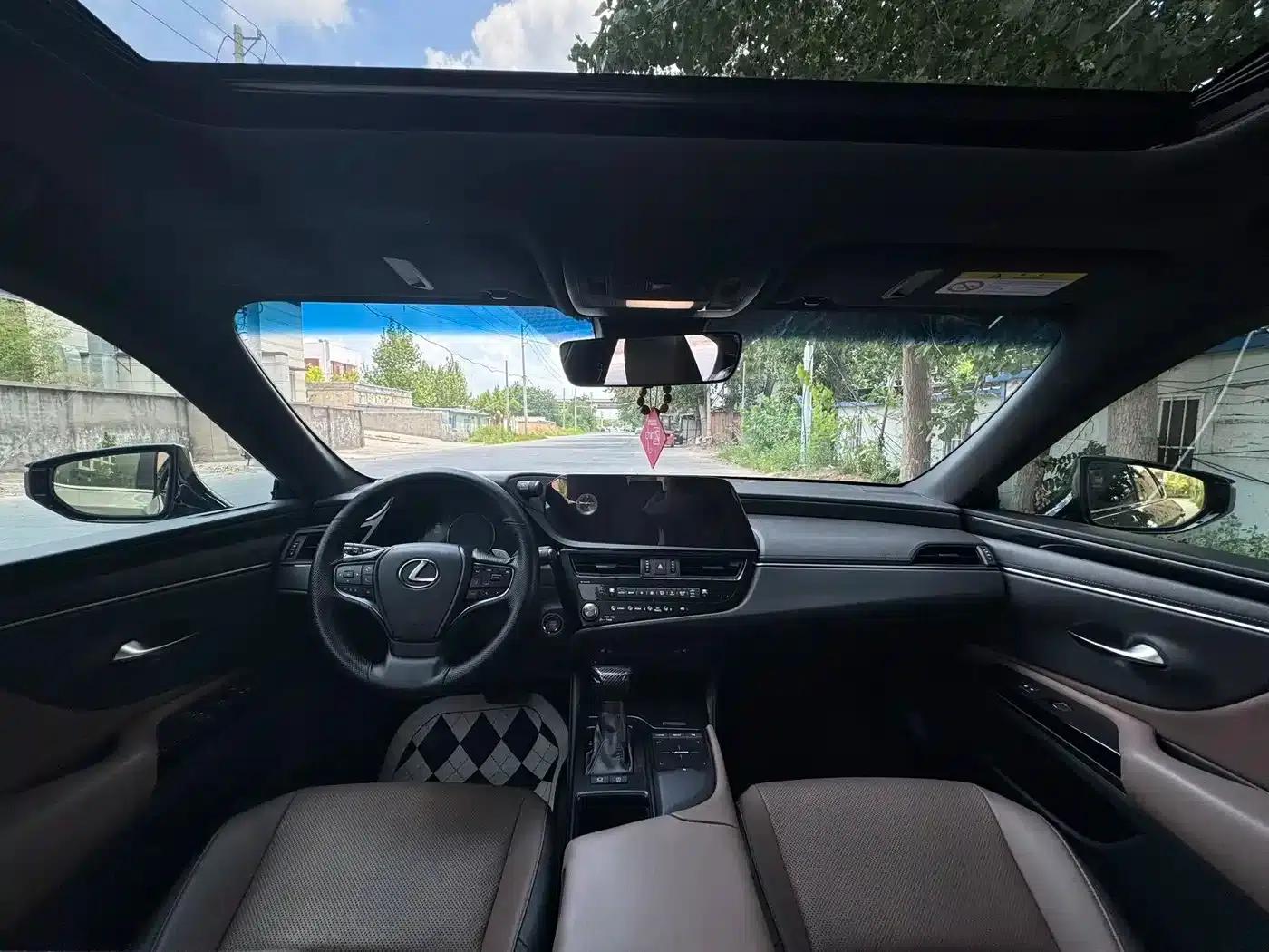 Lexus ES 2021 Model 200 Premium Edition — миниатюра 8