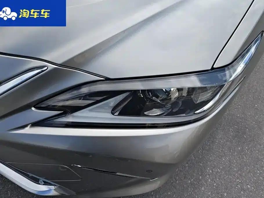 Lexus ES 2021 300h Premium Edition — миниатюра 5