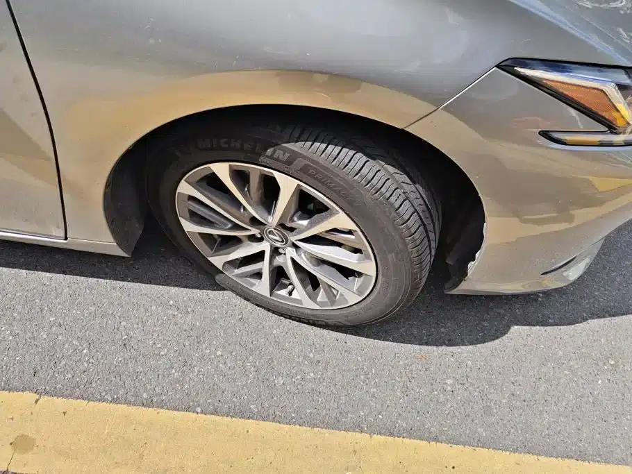Lexus ES 2021 300h Premium Edition — миниатюра 6