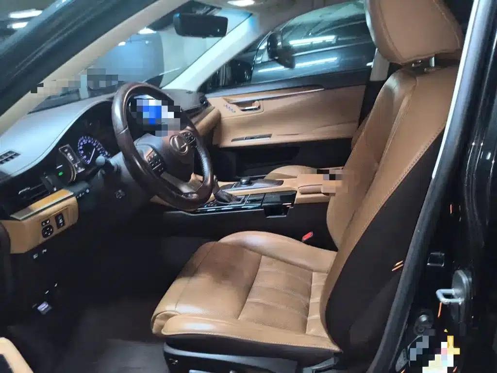 Lexus ES 2015 300h Luxury Edition — миниатюра 8