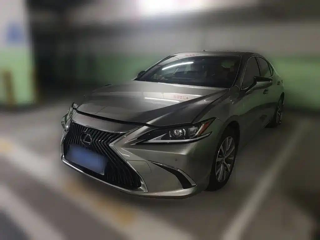 Lexus ES 2020 200 Excellence Edition — миниатюра 2
