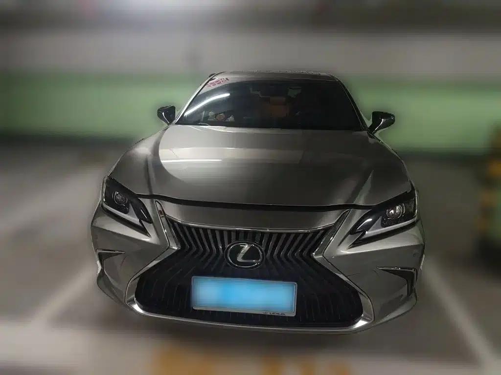 Lexus ES 2020 200 Excellence Edition — миниатюра 24