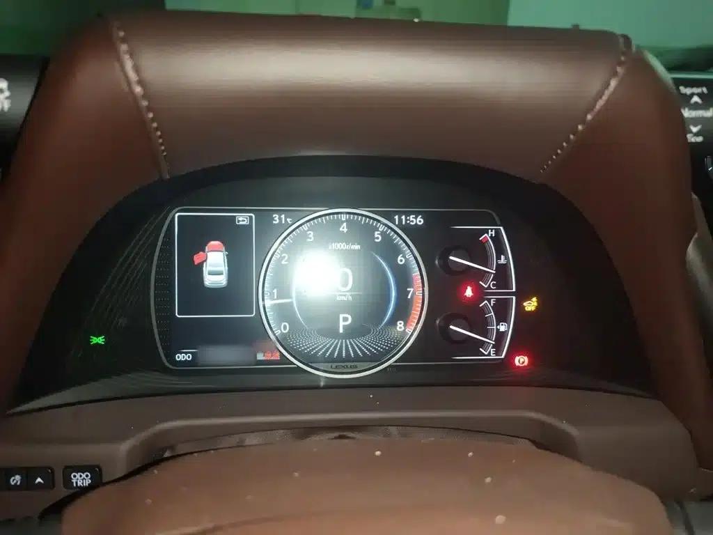 Lexus ES 2020 200 Excellence Edition — миниатюра 4