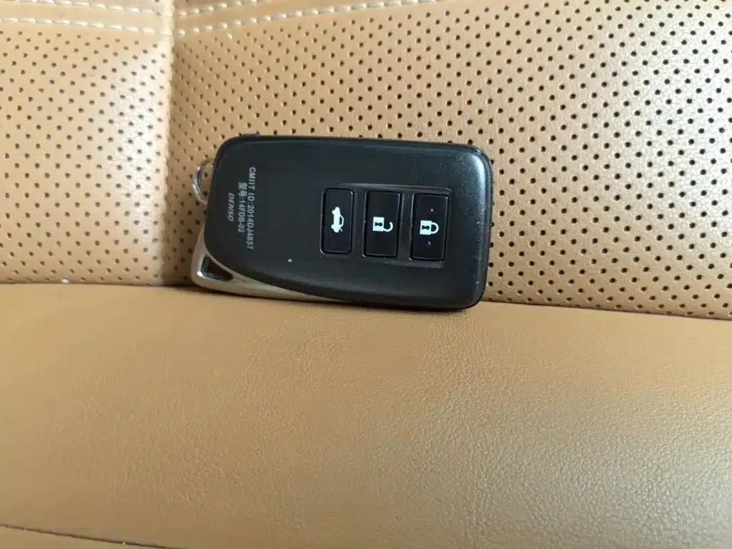 Lexus ES 2015 200 Elite Edition — миниатюра 12
