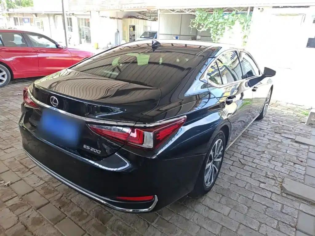 Lexus ES 2022 200 Premium Edition — миниатюра 7