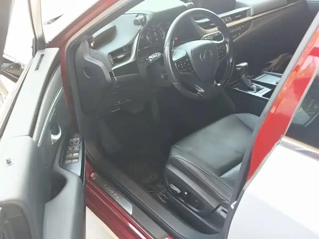 Lexus ES 2020 200 Luxury Edition — миниатюра 16