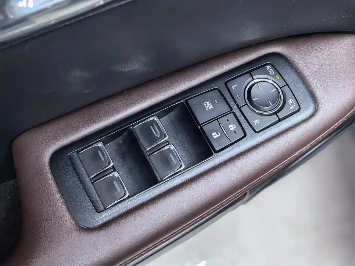 Lexus RX 2016 300 AWD Elegant Edition (China VI Emission Standard) — миниатюра 18
