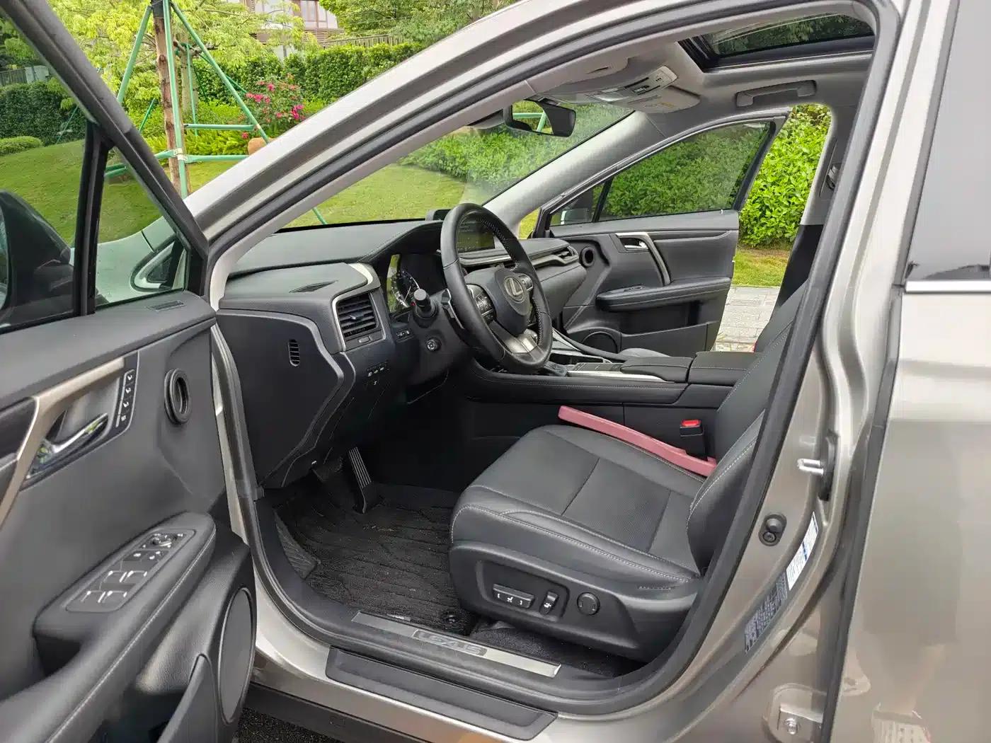 Lexus RX 2020 Facelift 300 AWD Elegant Edition — миниатюра 6