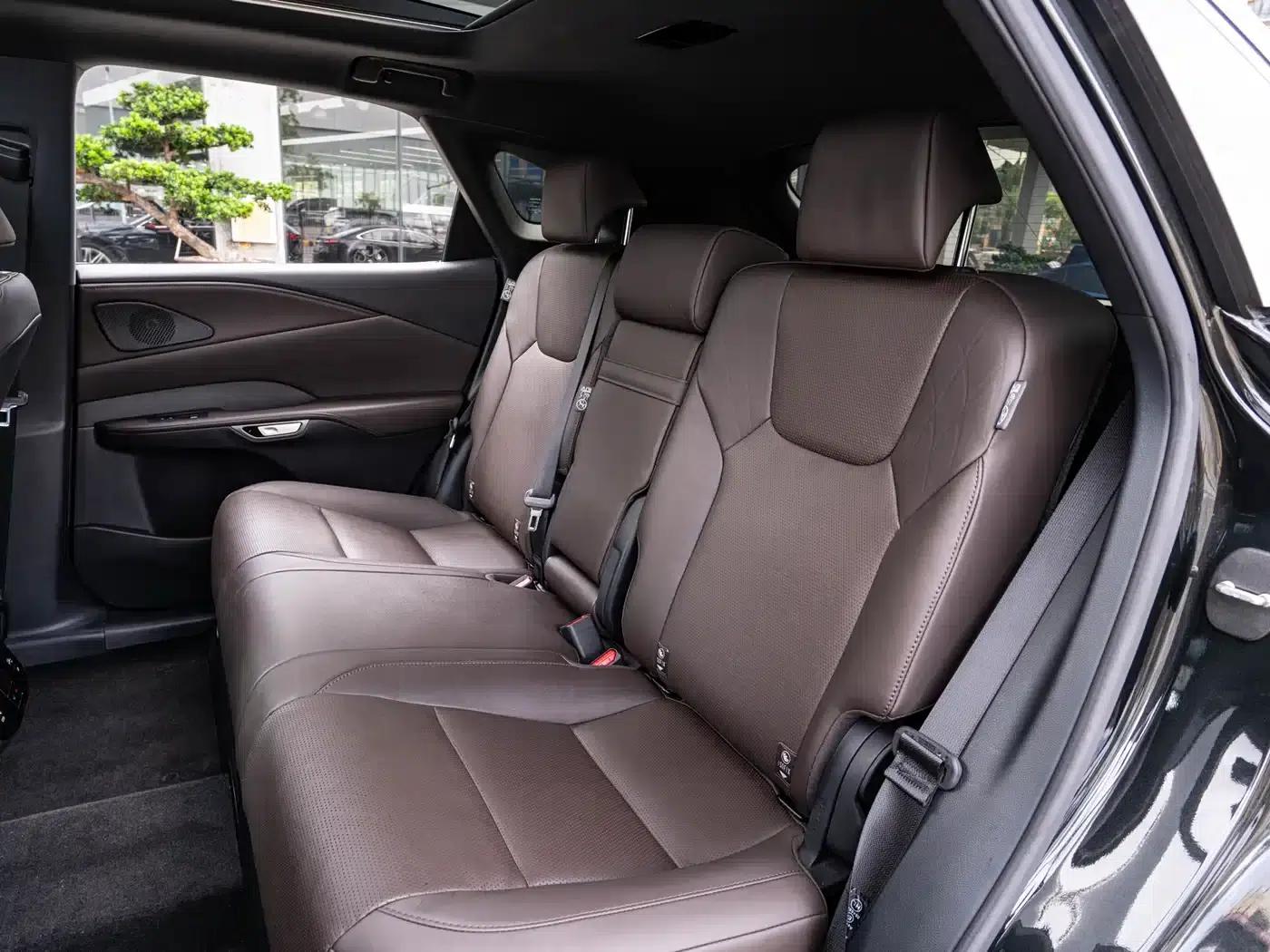 Lexus RX 2023 350h AWD Premium Edition — миниатюра 12