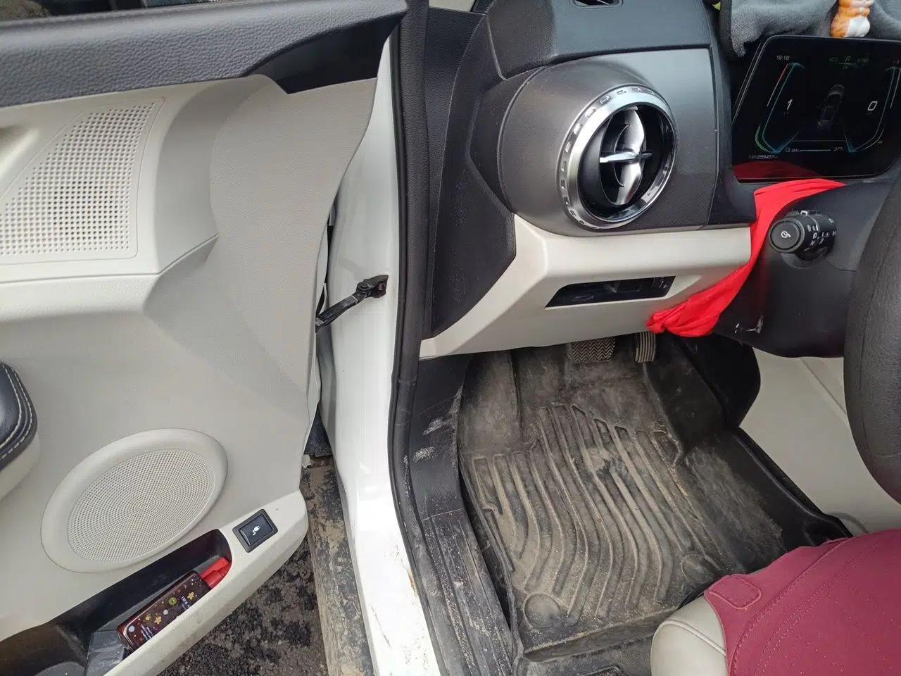 BYD Yuan Pro 2021 401 km Deluxe Version — миниатюра 16