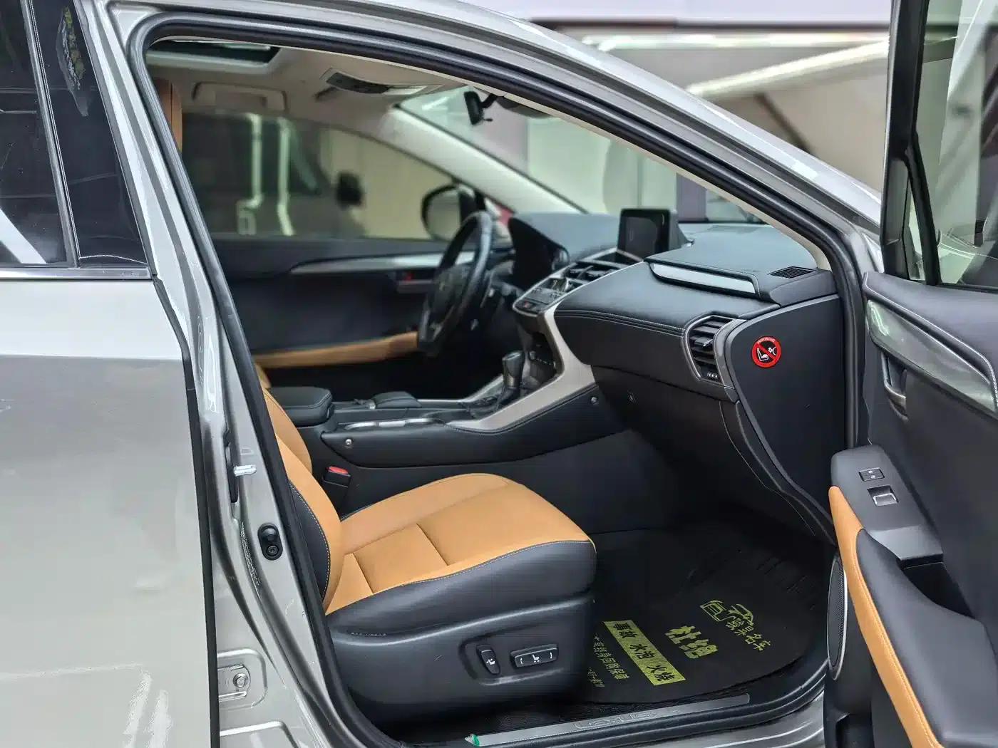 Lexus NX 2020 300h FWD Sport Edition (China VI Emission Standard) — миниатюра 12