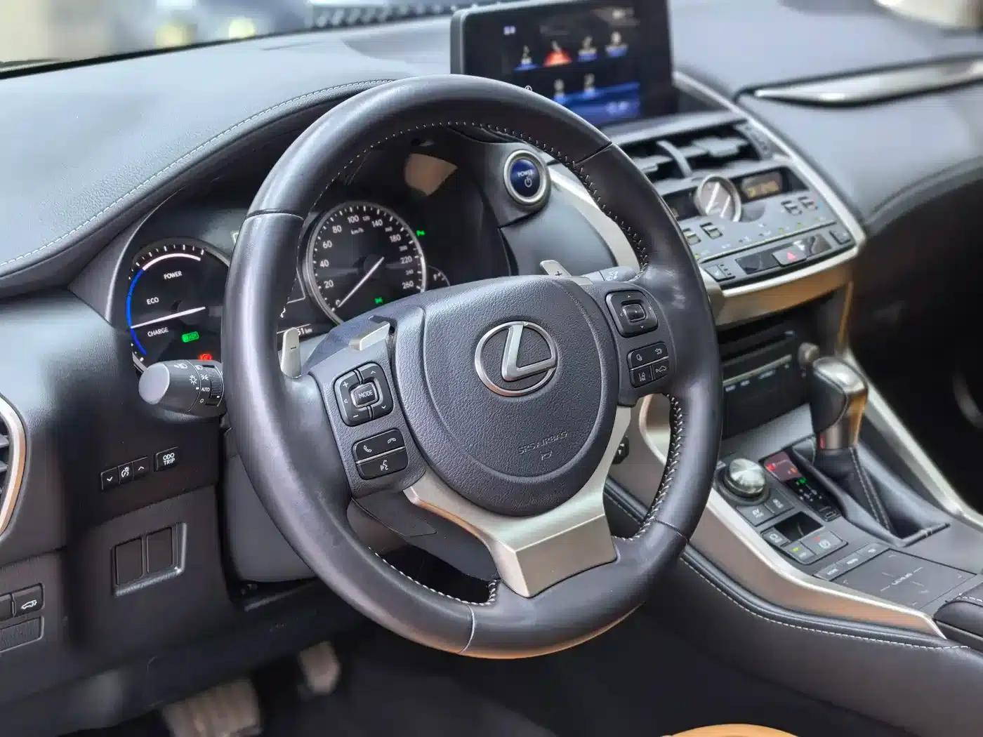 Lexus NX 2020 300h FWD Sport Edition (China VI Emission Standard) — миниатюра 15
