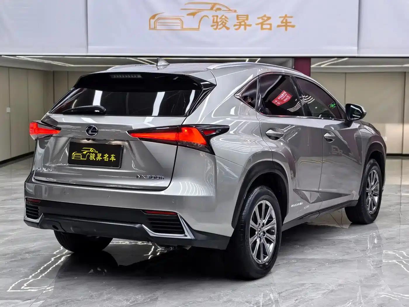 Lexus NX 2020 300h FWD Sport Edition (China VI Emission Standard) — миниатюра 6