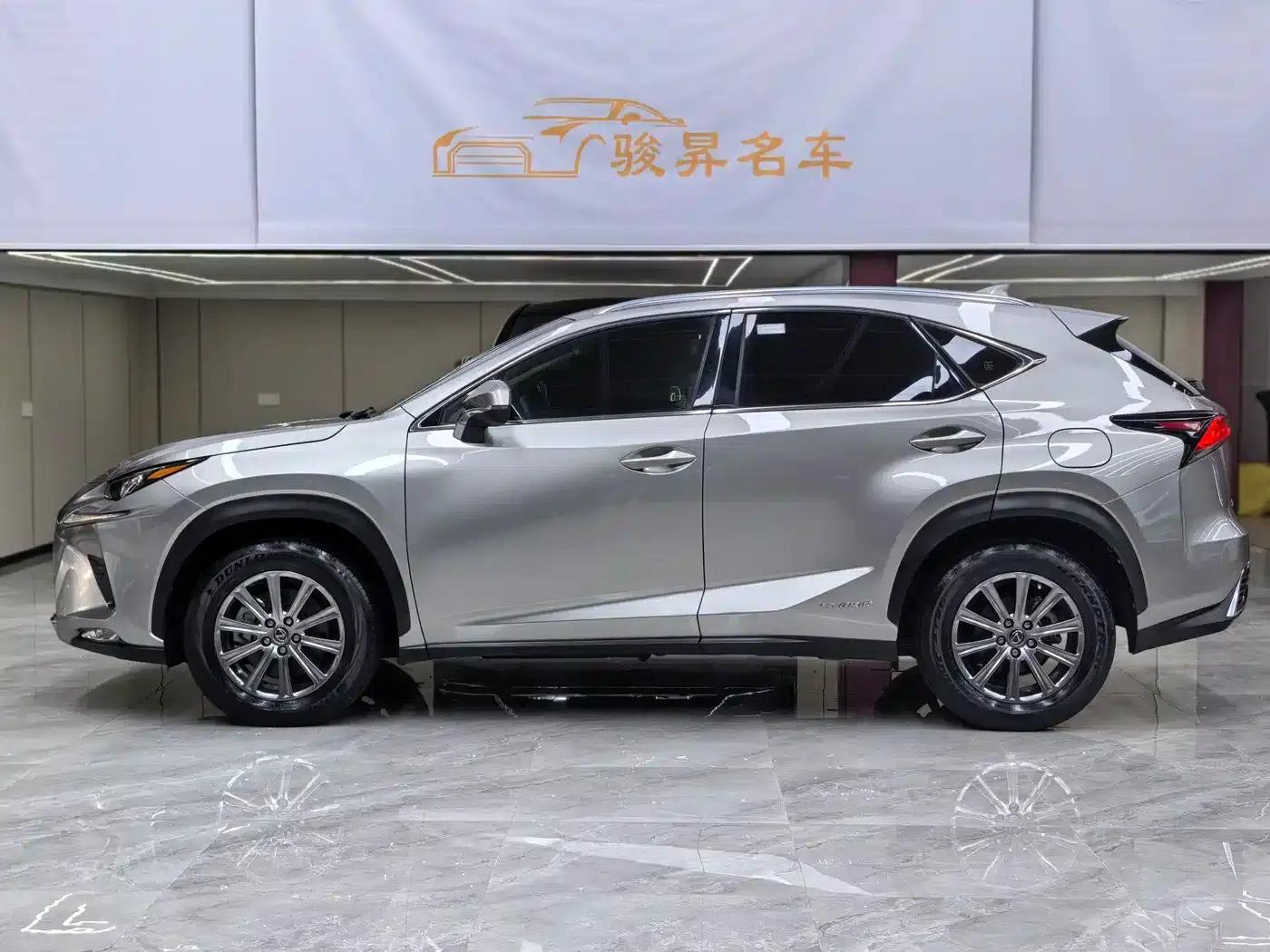 Lexus NX 2020 300h FWD Sport Edition (China VI Emission Standard) — миниатюра 7