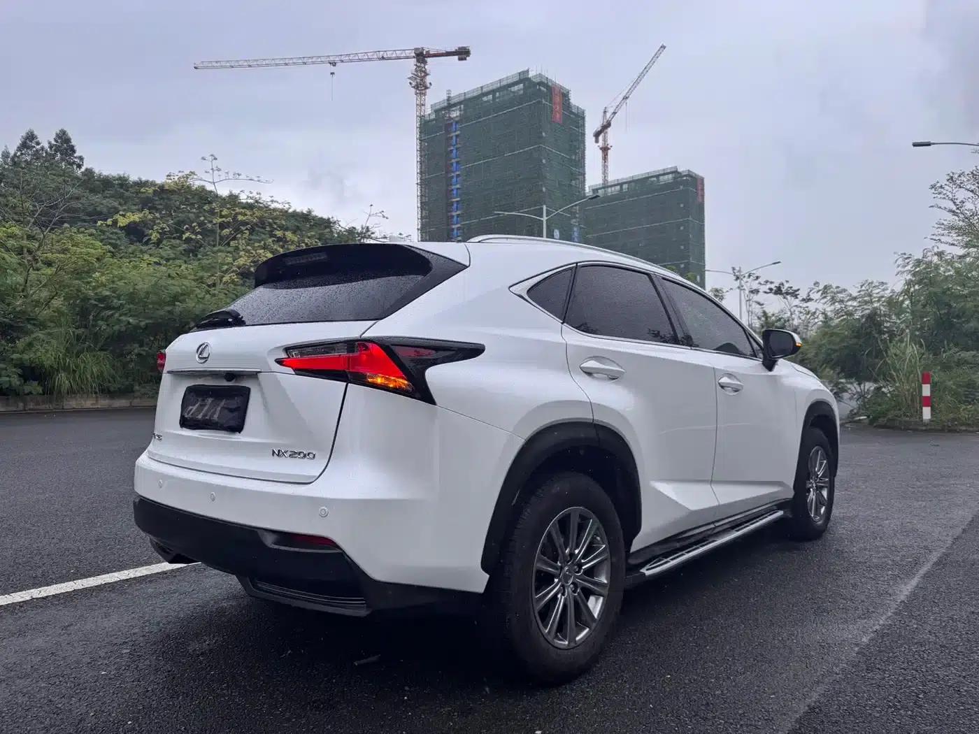 Lexus NX 2015 200 FWD Sport Edition — миниатюра 14
