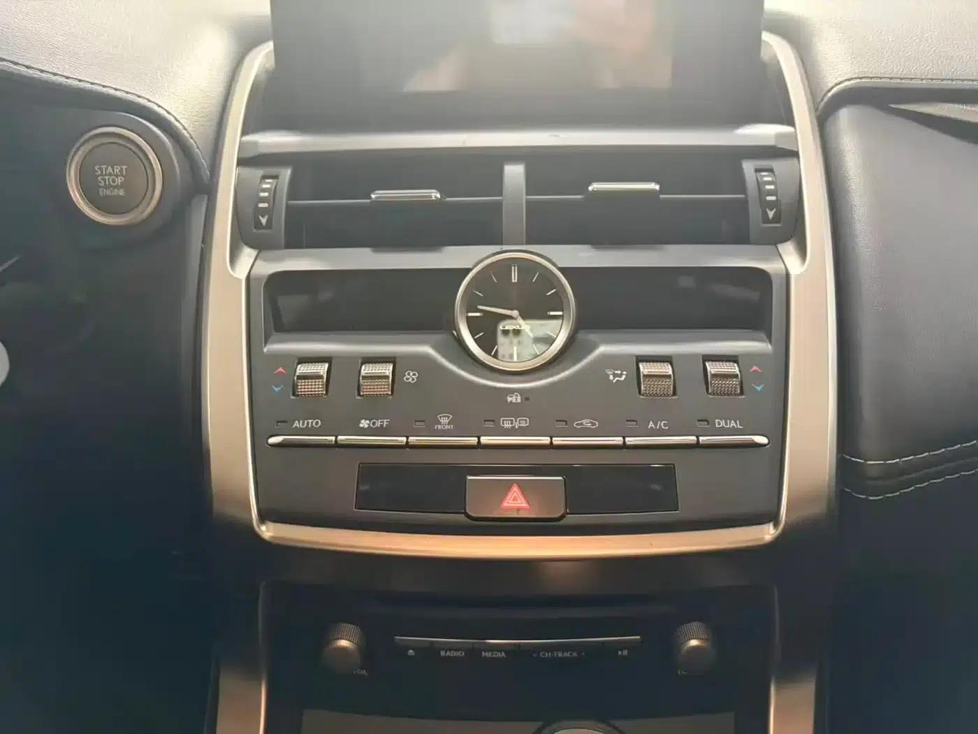Lexus NX 2020 200 FWD Sport Edition (China VI Emission Standard) — миниатюра 11
