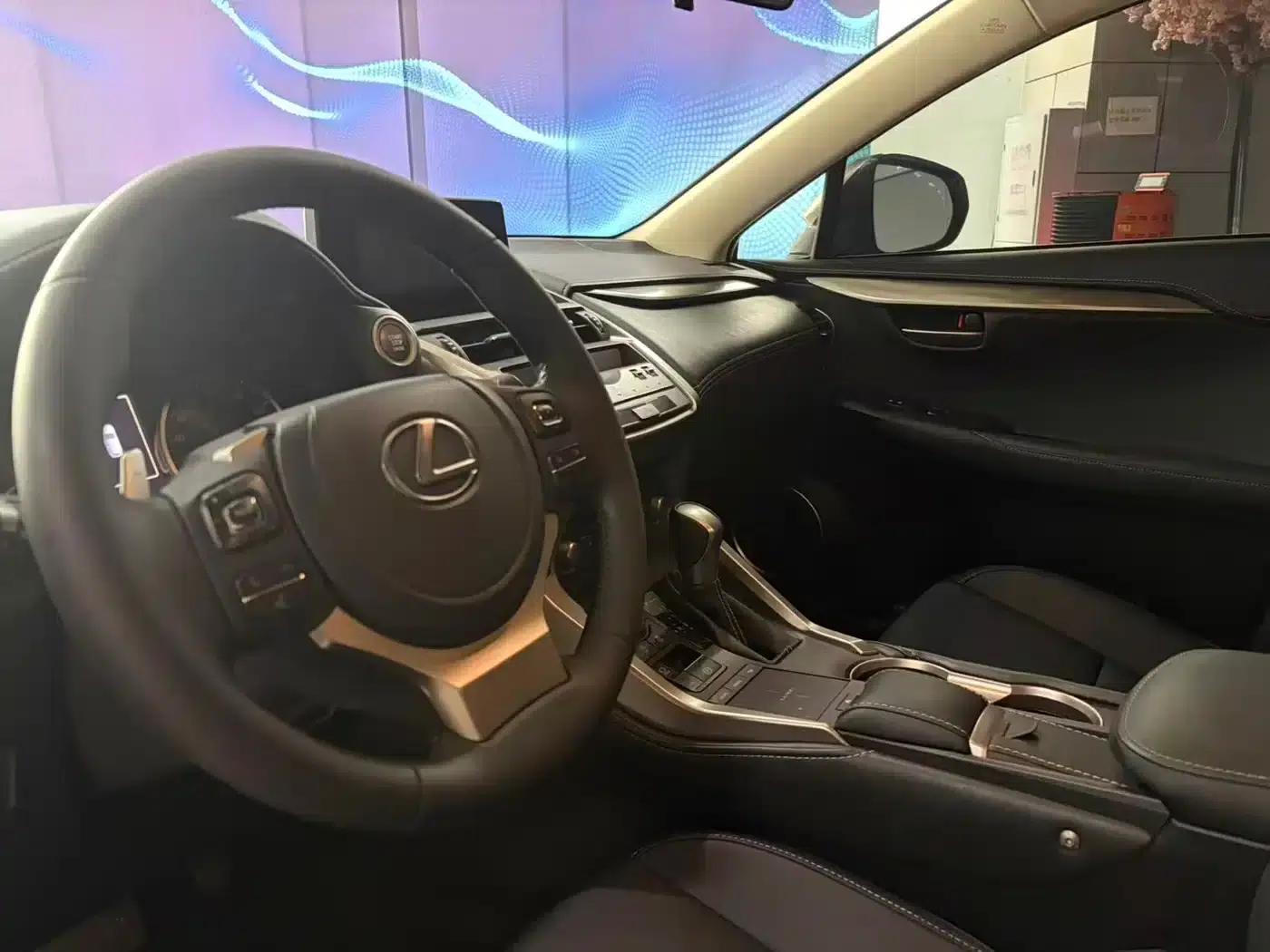 Lexus NX 2020 200 FWD Sport Edition (China VI Emission Standard) — миниатюра 14