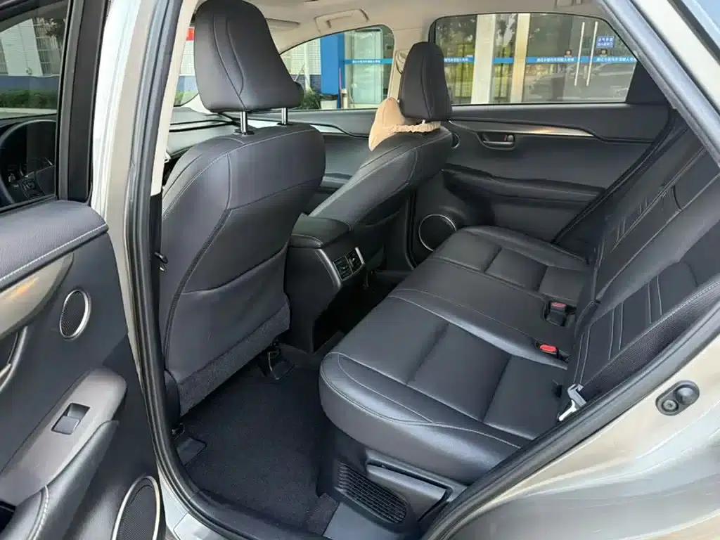 Lexus NX 2015 200t AWD Sport Edition — миниатюра 20