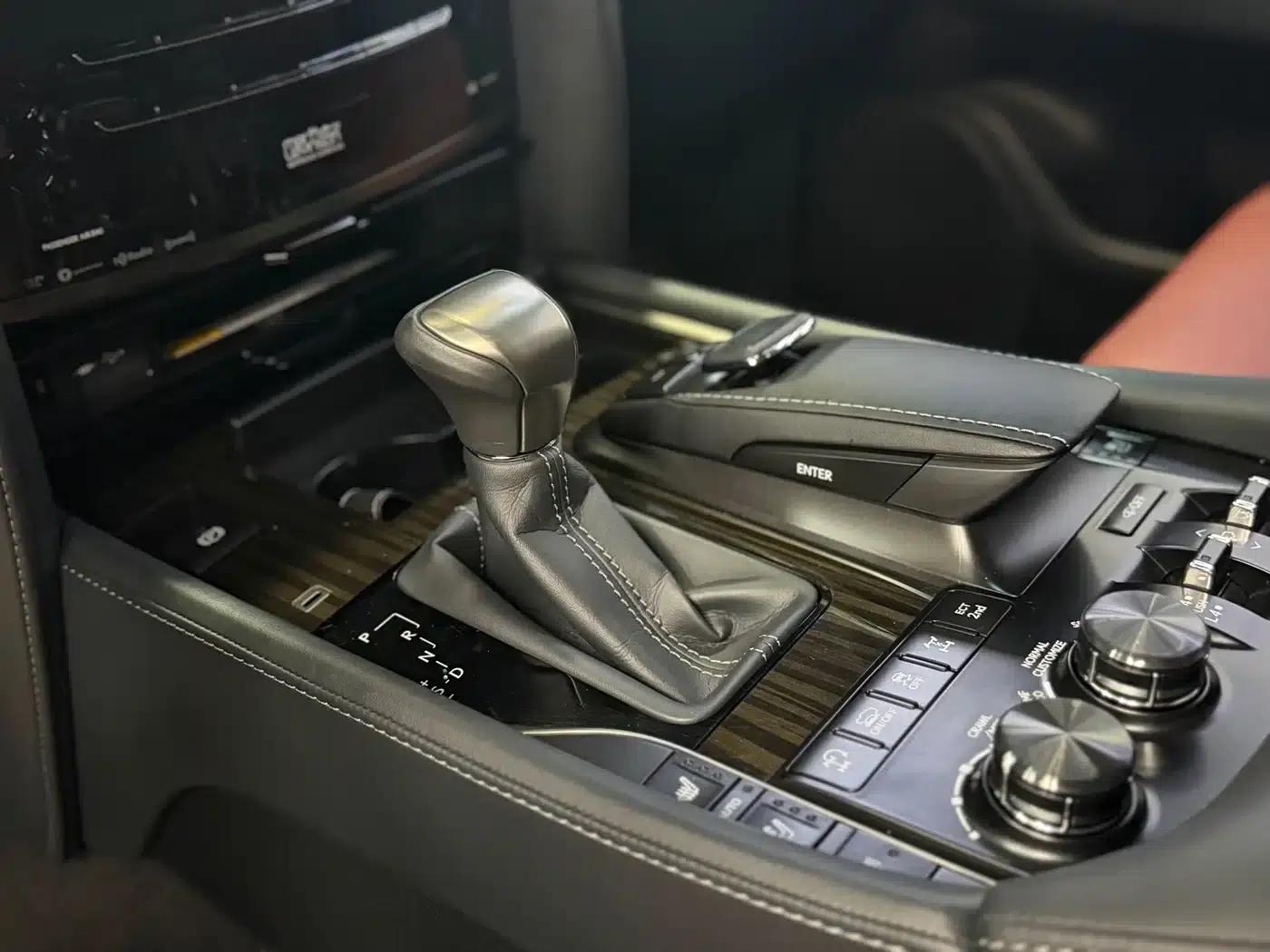 2019 Lexus LX 570 (Canadian Spec) — миниатюра 12