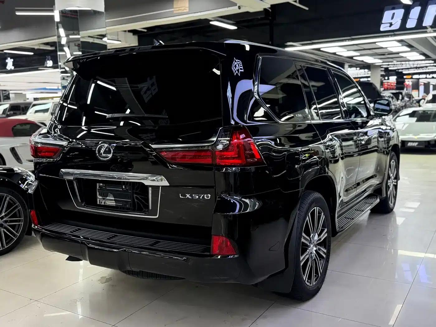 2019 Lexus LX 570 (Canadian Spec) — миниатюра 15