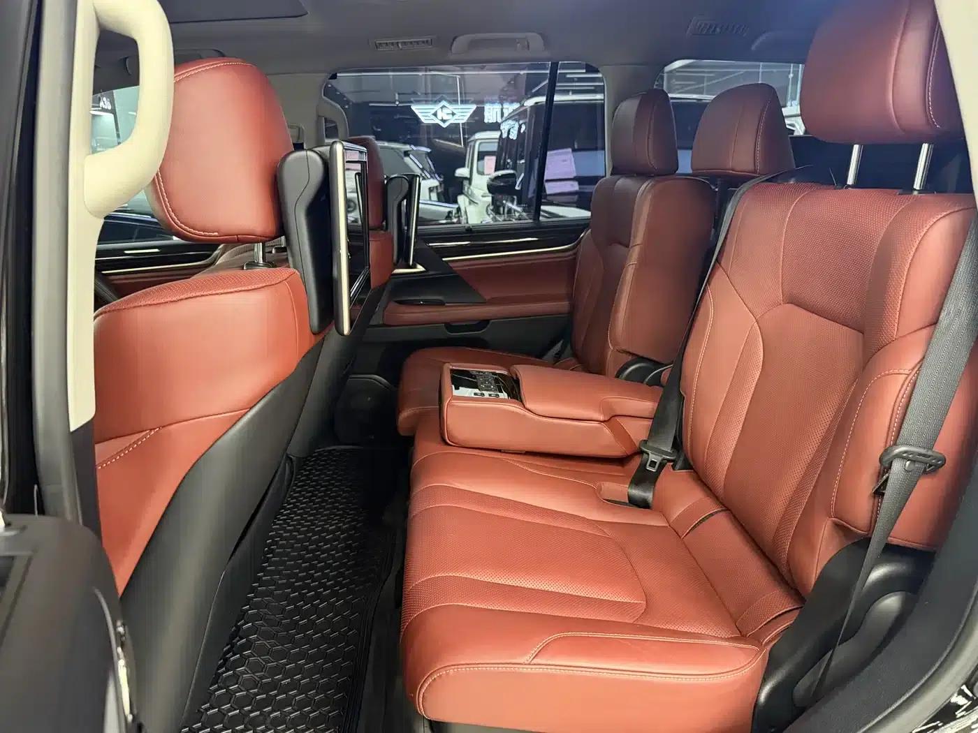 2019 Lexus LX 570 (Canadian Spec) — миниатюра 5