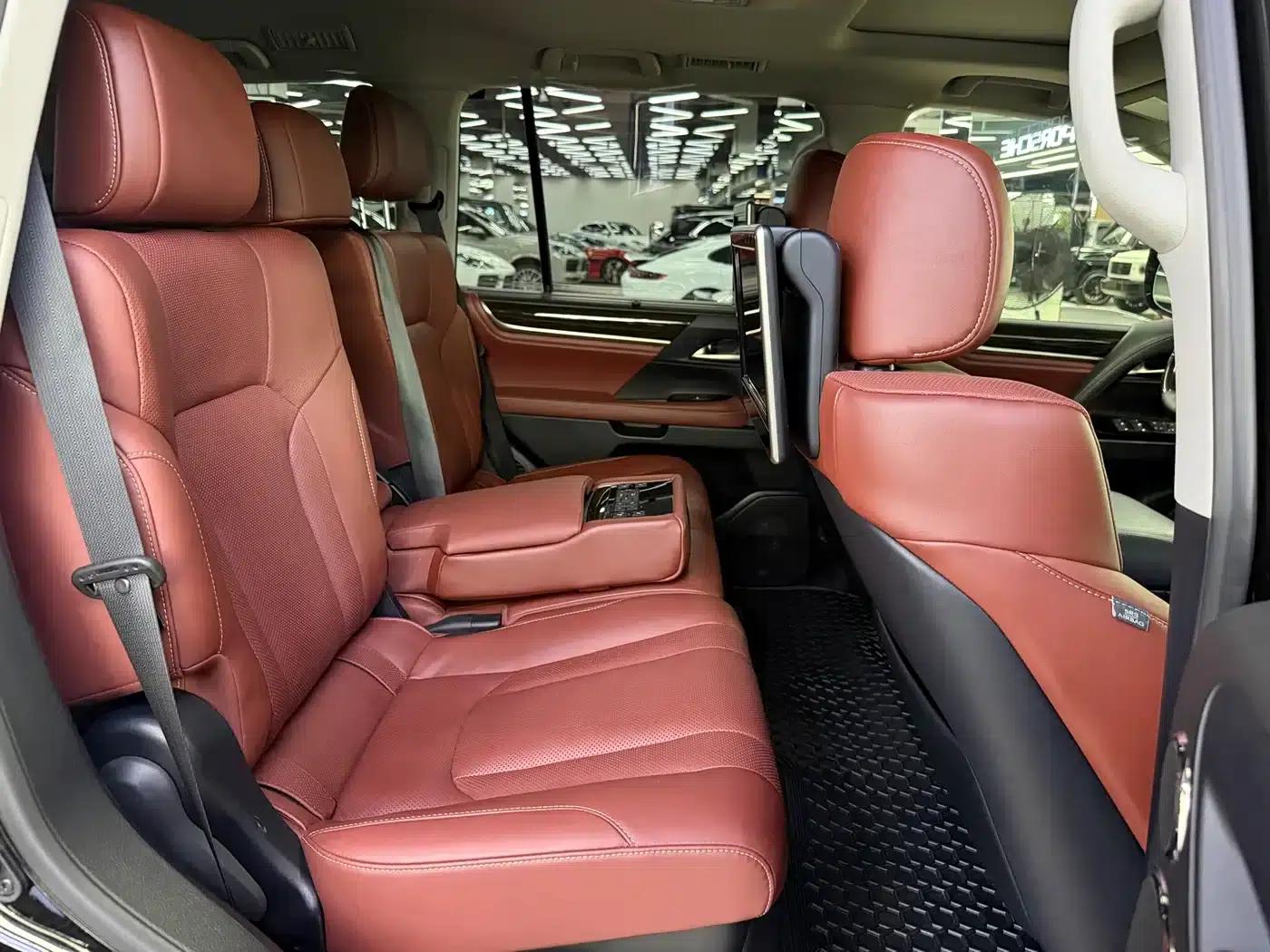 2019 Lexus LX 570 (Canadian Spec) — миниатюра 6
