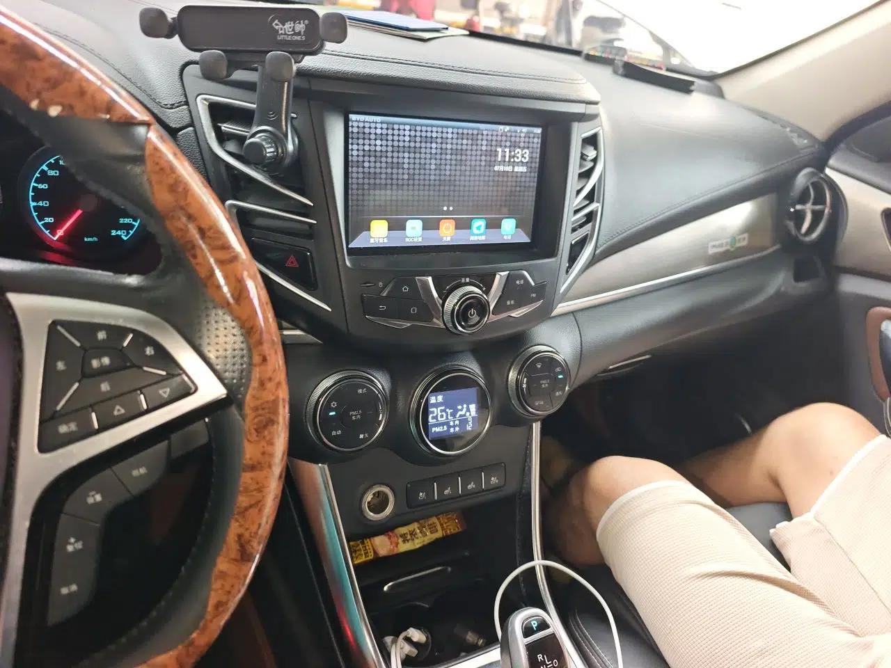 BYD Song New Energy 2017 Song DM 1.5TID All-Wheel Drive Luxury Model — миниатюра 13