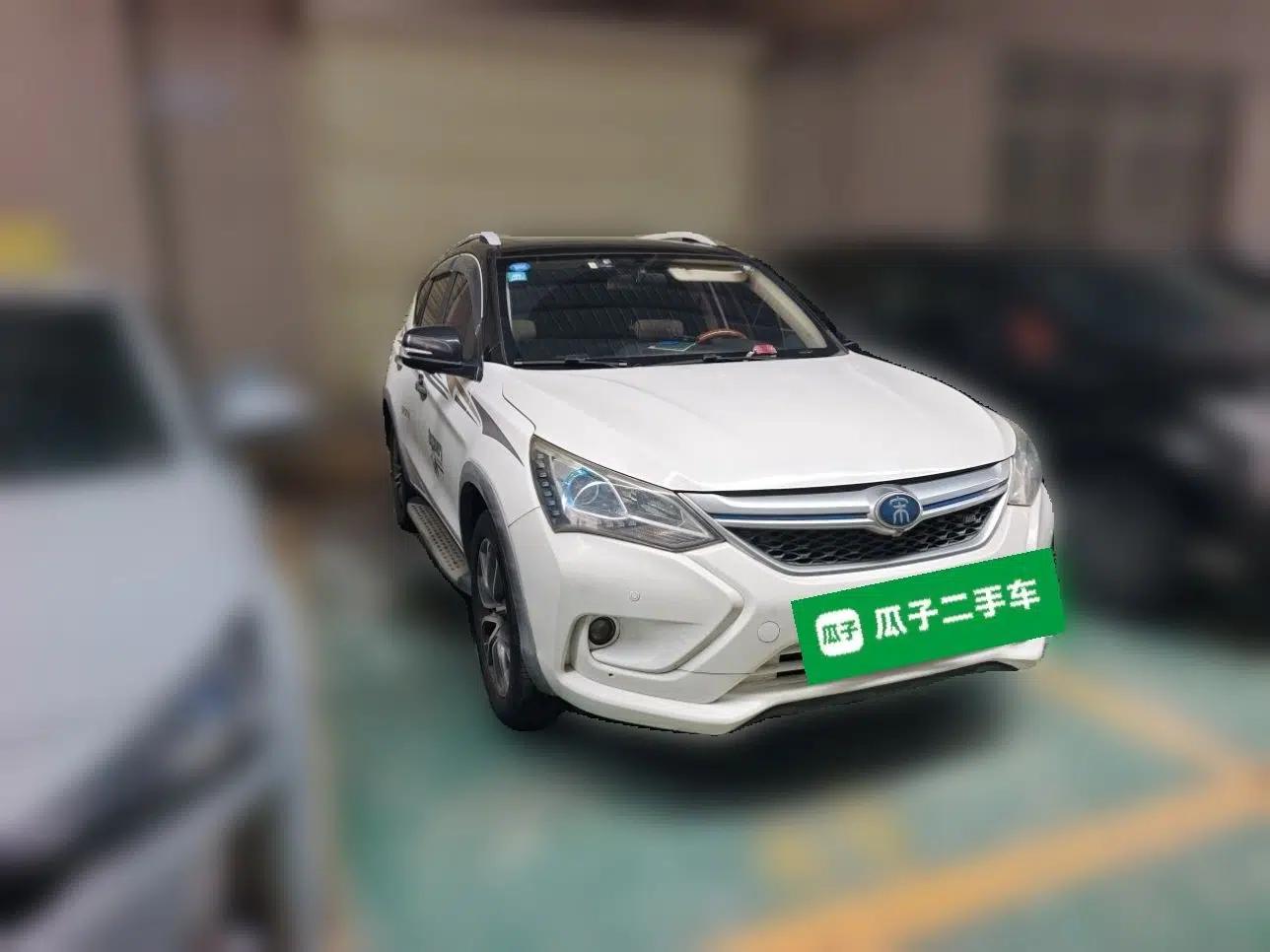 BYD Song New Energy 2017 Song DM 1.5TID All-Wheel Drive Luxury Model — миниатюра 3