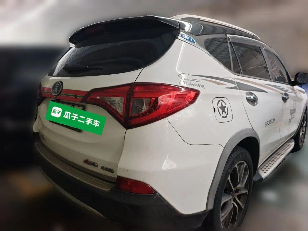 BYD Song New Energy 2017 Song DM 1.5TID All-Wheel Drive Luxury Model — миниатюра 5