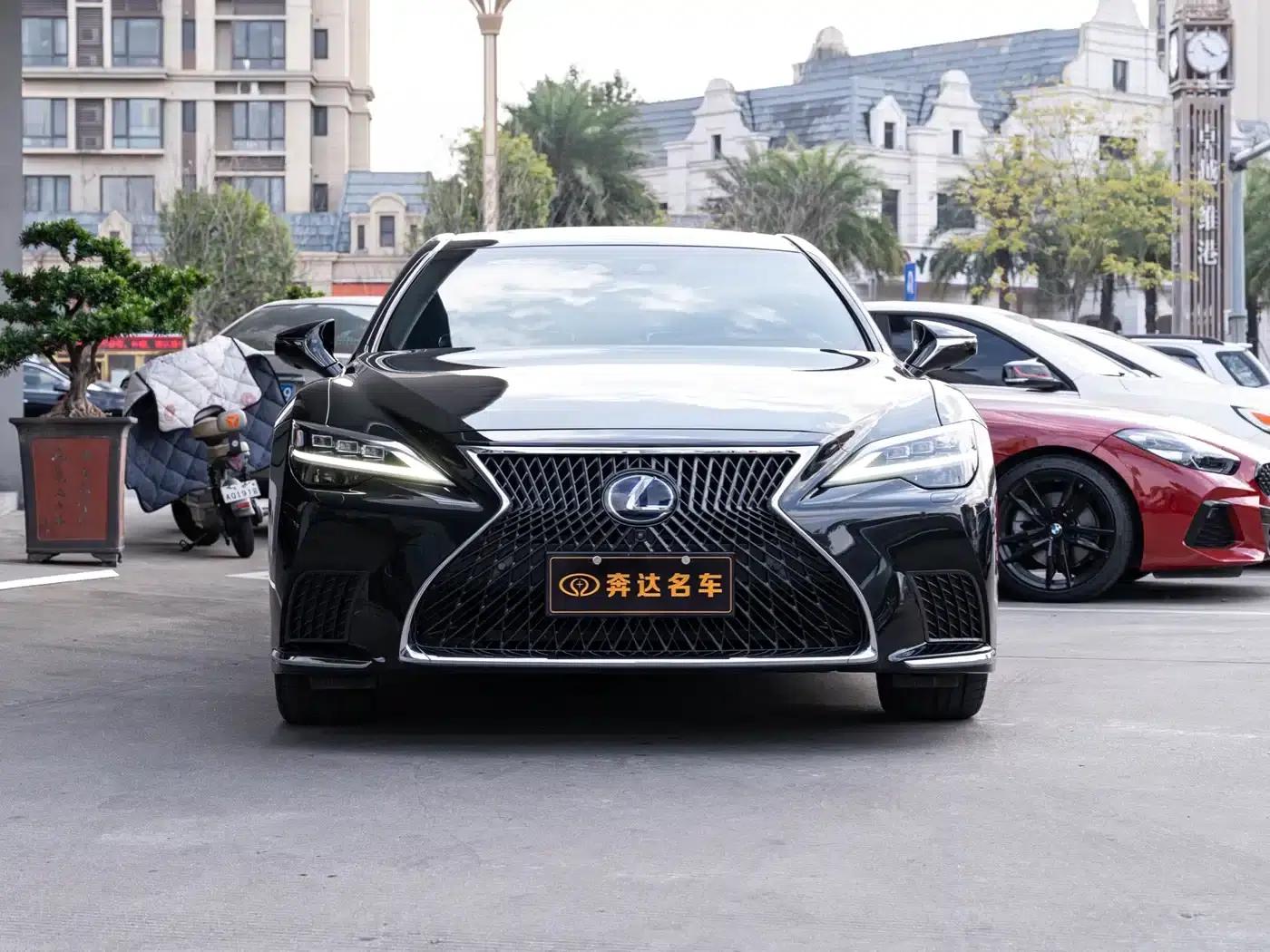 Lexus LS 500h Executive Edition 2021 — миниатюра 2