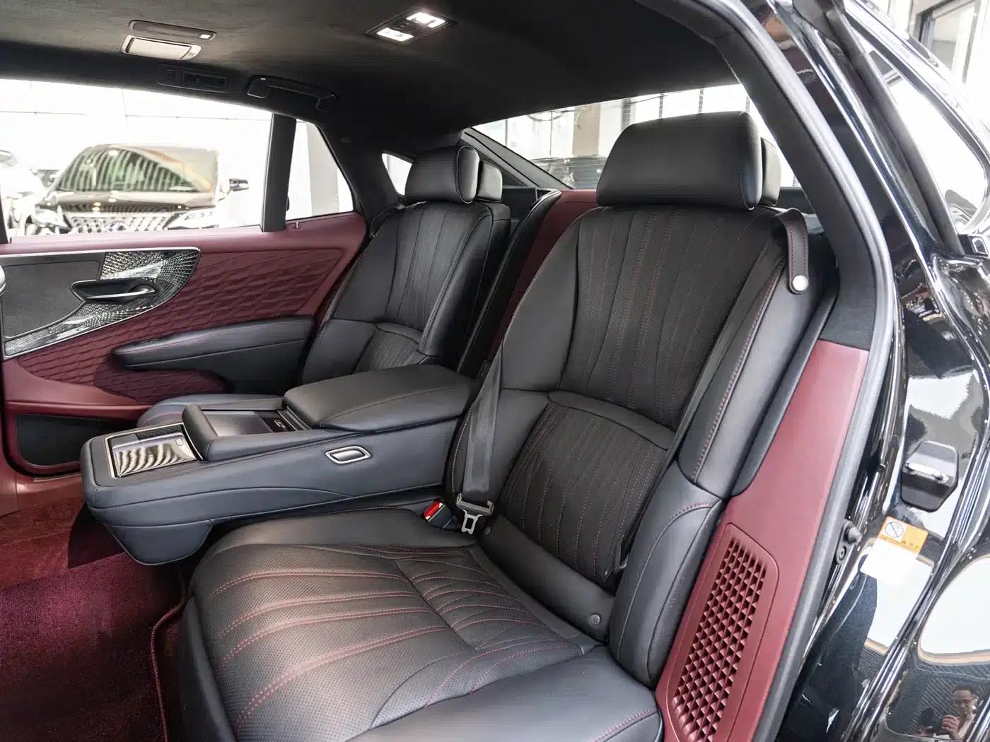 Lexus LS 500h Executive Edition 2021 — миниатюра 12