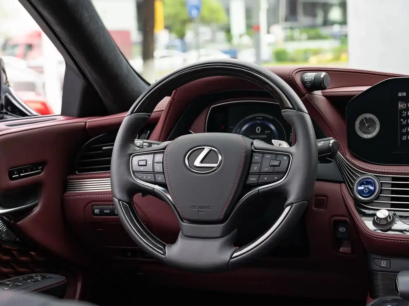 Lexus LS 500h Executive Edition 2021 — миниатюра 13