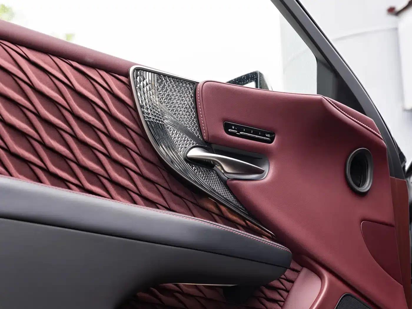 Lexus LS 500h Executive Edition 2021 — миниатюра 17