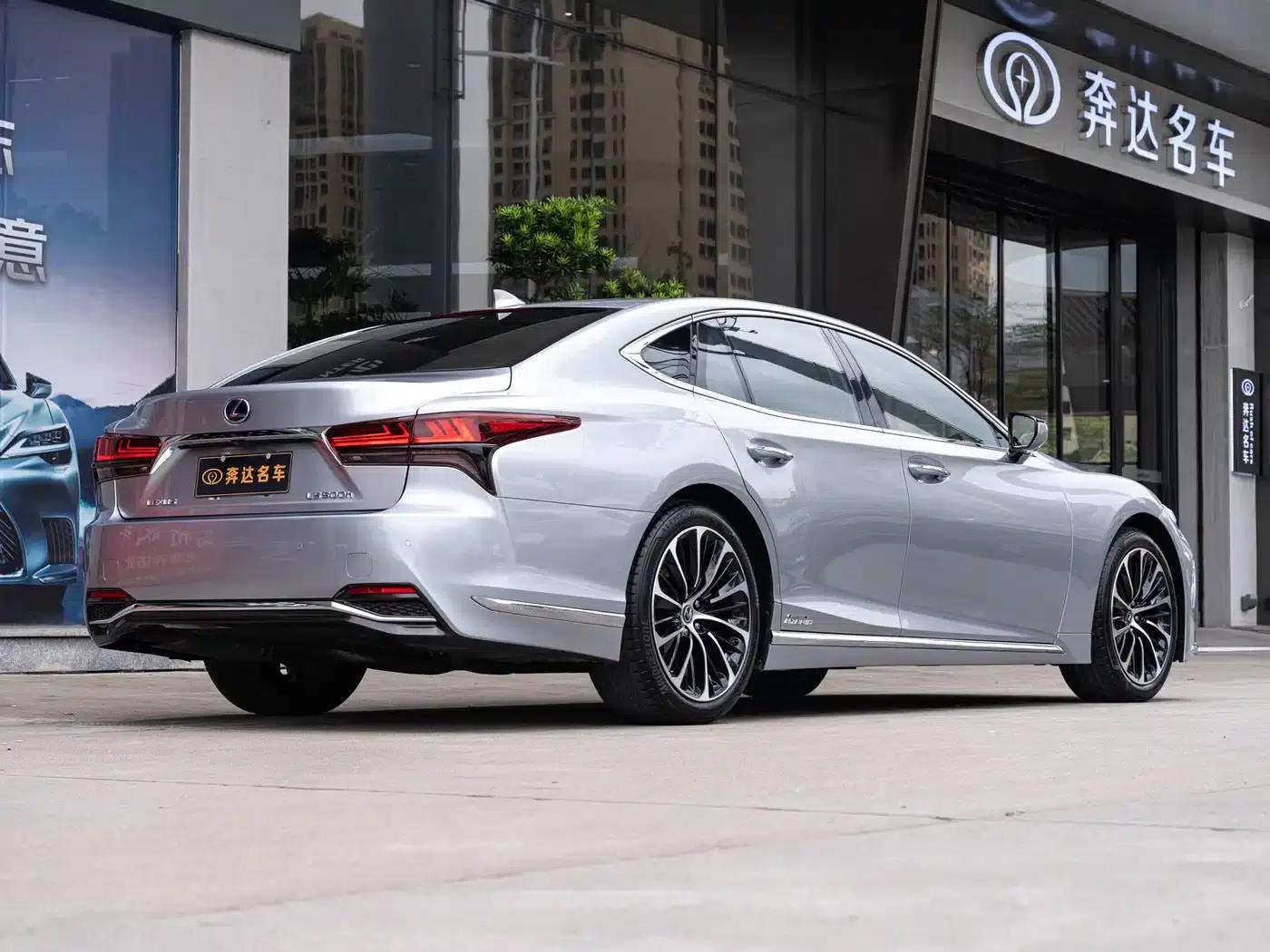 Lexus LS 500h Executive Edition 2021 — миниатюра 3