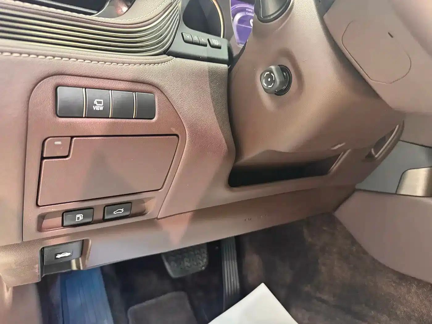 Lexus LS 2020 500h Premium Edition (China V Emission Standard) — миниатюра 16