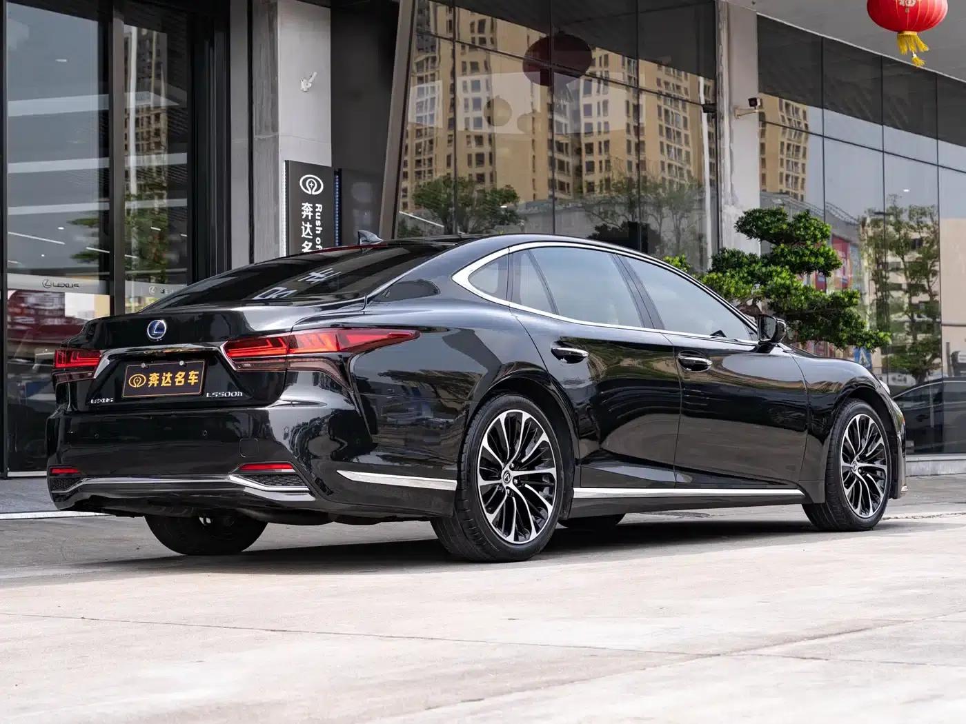 Lexus LS 500h Executive Edition 2021 — миниатюра 3
