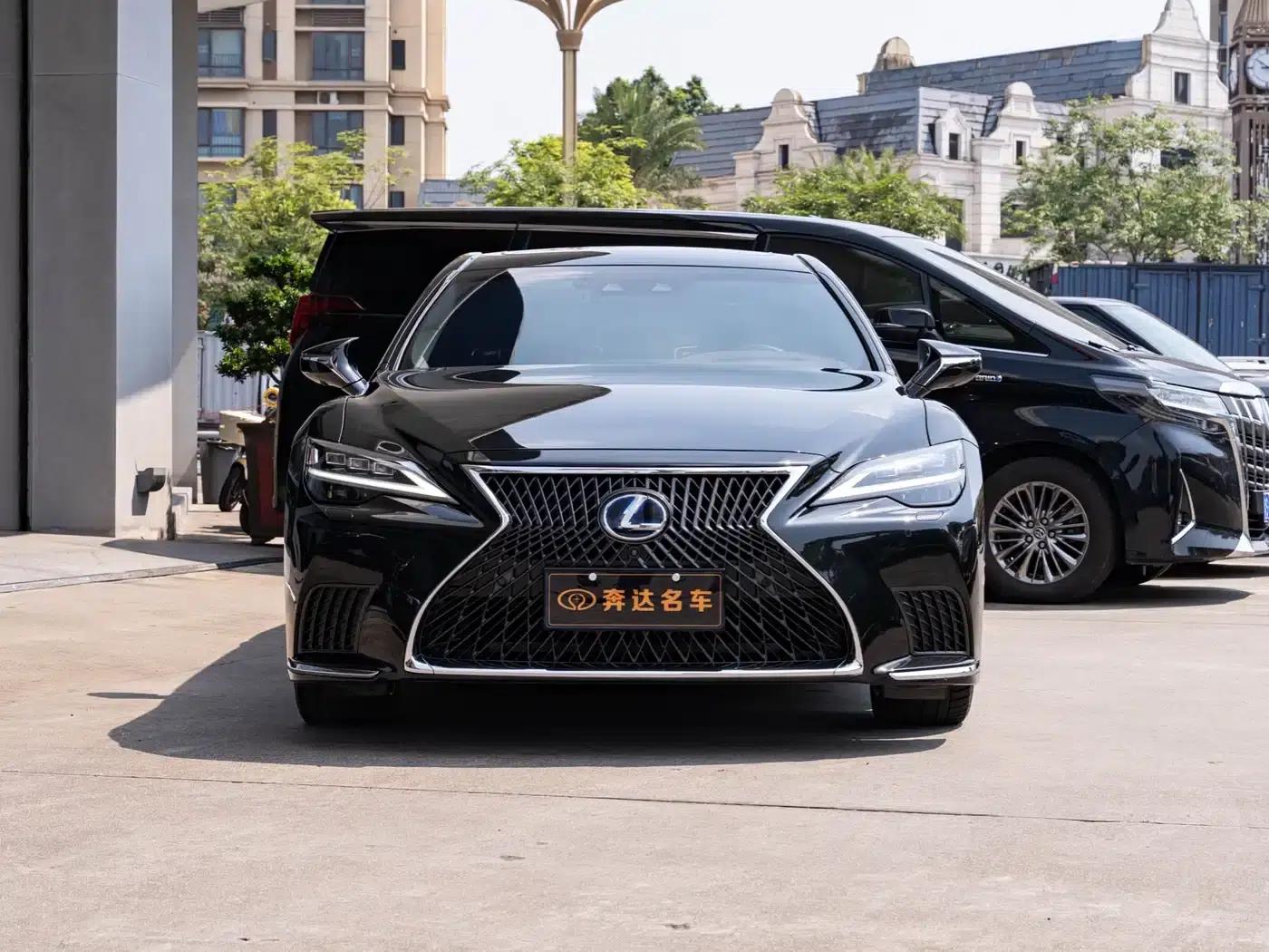 Lexus LS 500h Executive Edition 2021 — миниатюра 2